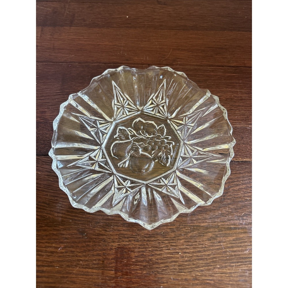 Vintage Federal Glass Pioneer Fruit Pattern Ruffled Clear Serving Bowl EAPG 7.5"